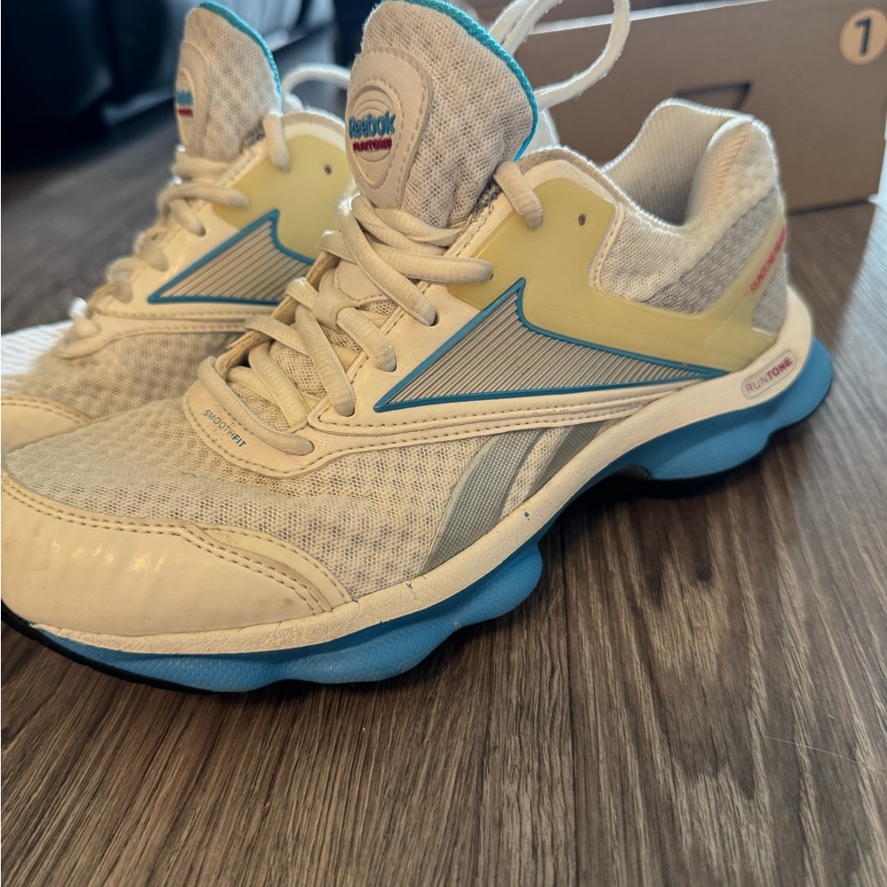 Reebok Cream and Blue Running Sneakers